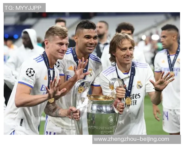 足球明星风采大赏最帅剪辑带你领略球场魅力与时尚风范 足球明星风采大赏最帅剪辑带你领略球场魅力与时尚风范