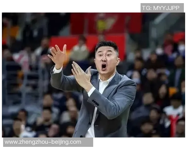 深圳篮球队的节奏解析与战术分析助力球队崛起之路